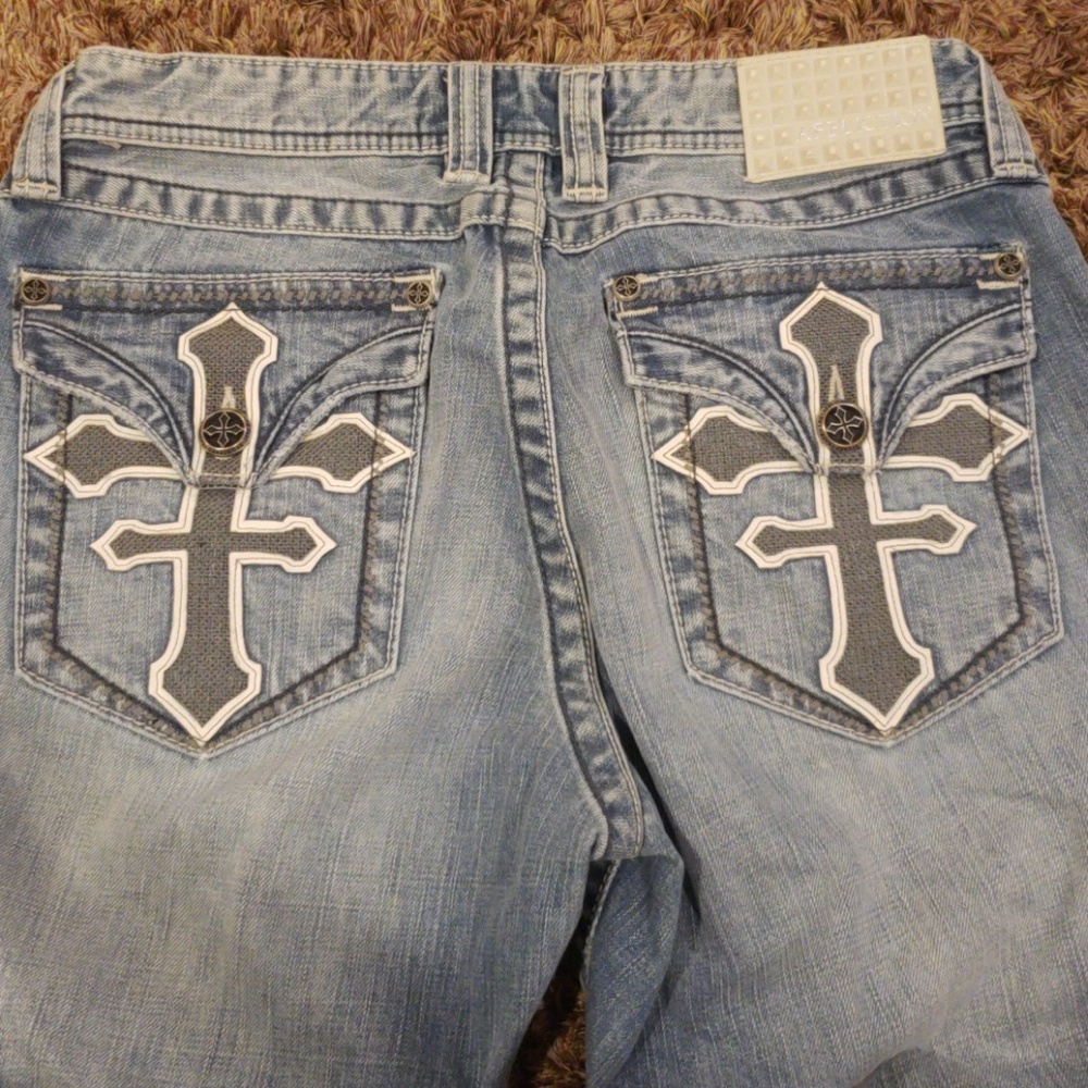 32 Long Affiliction jeans
